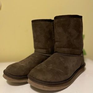 UGG BOOTIES🤎🤎
